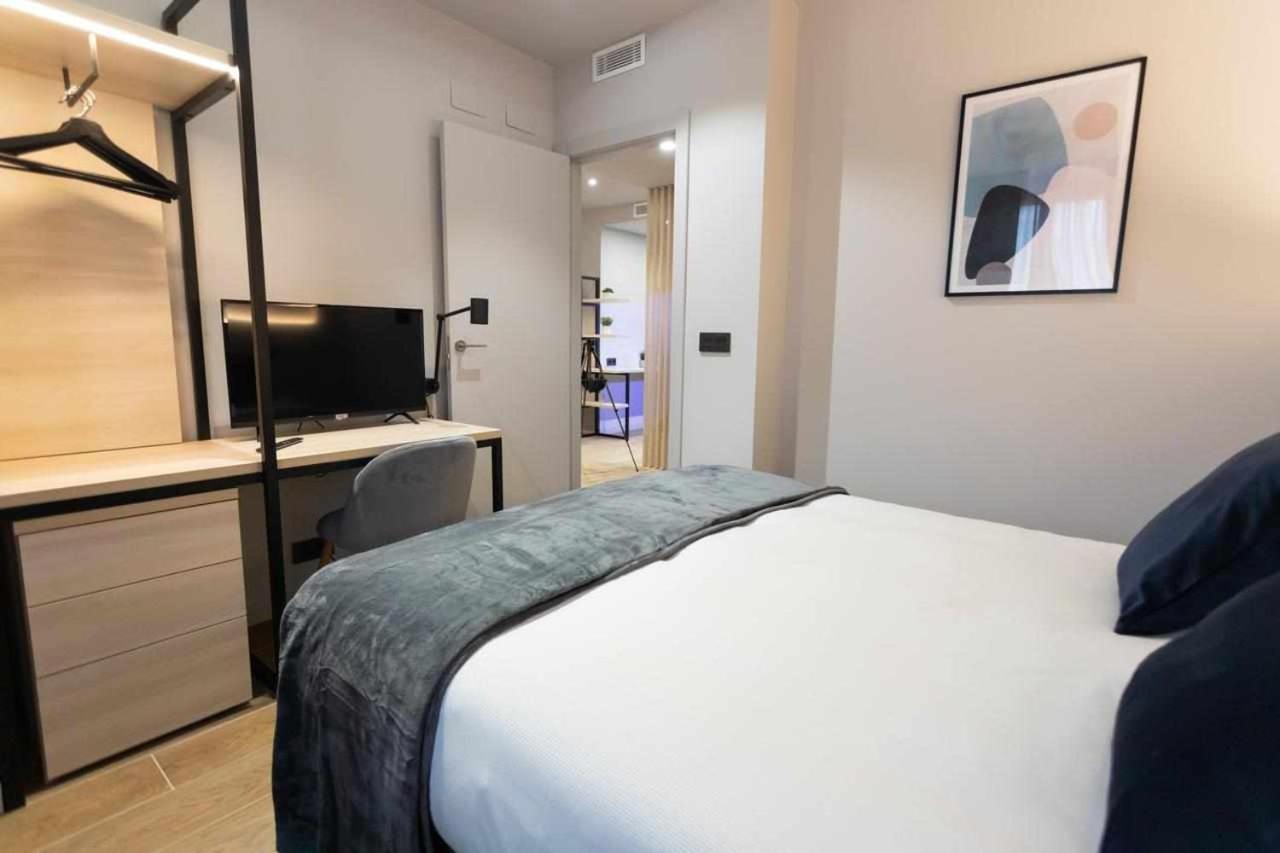 Apartamento Roma Living Suite En Vila Real Luaran gambar